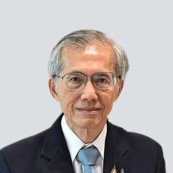 Dr. Pisit Leeahtam